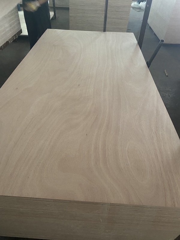 Structural plywood1-600.jpg